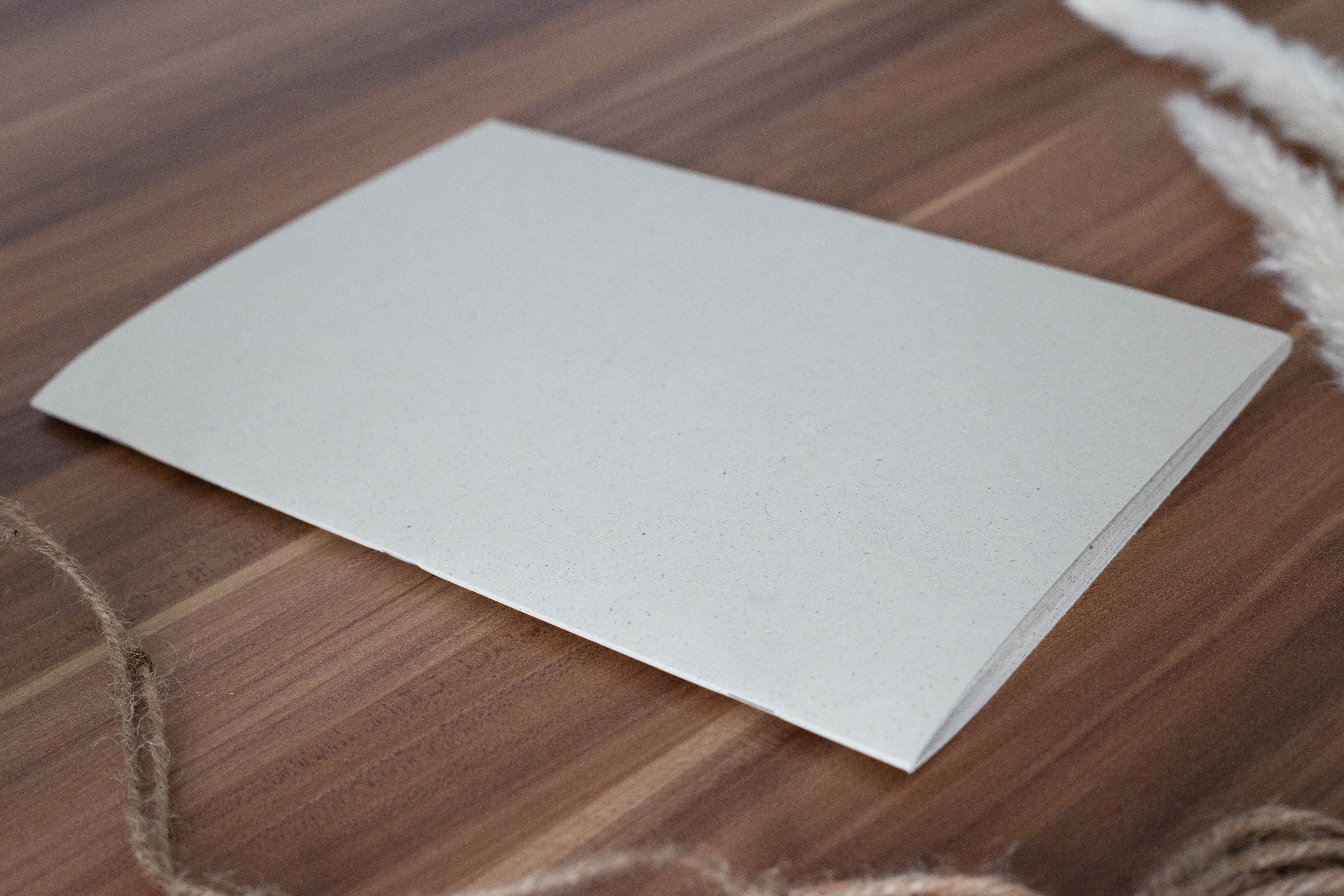 M:\Faktura-Onlineshop\FOTOS SHOP SEDULUS\Hefte für Shop\Heft aus Graspapier\Graspapier 2 - höhere Auflösung.jpg